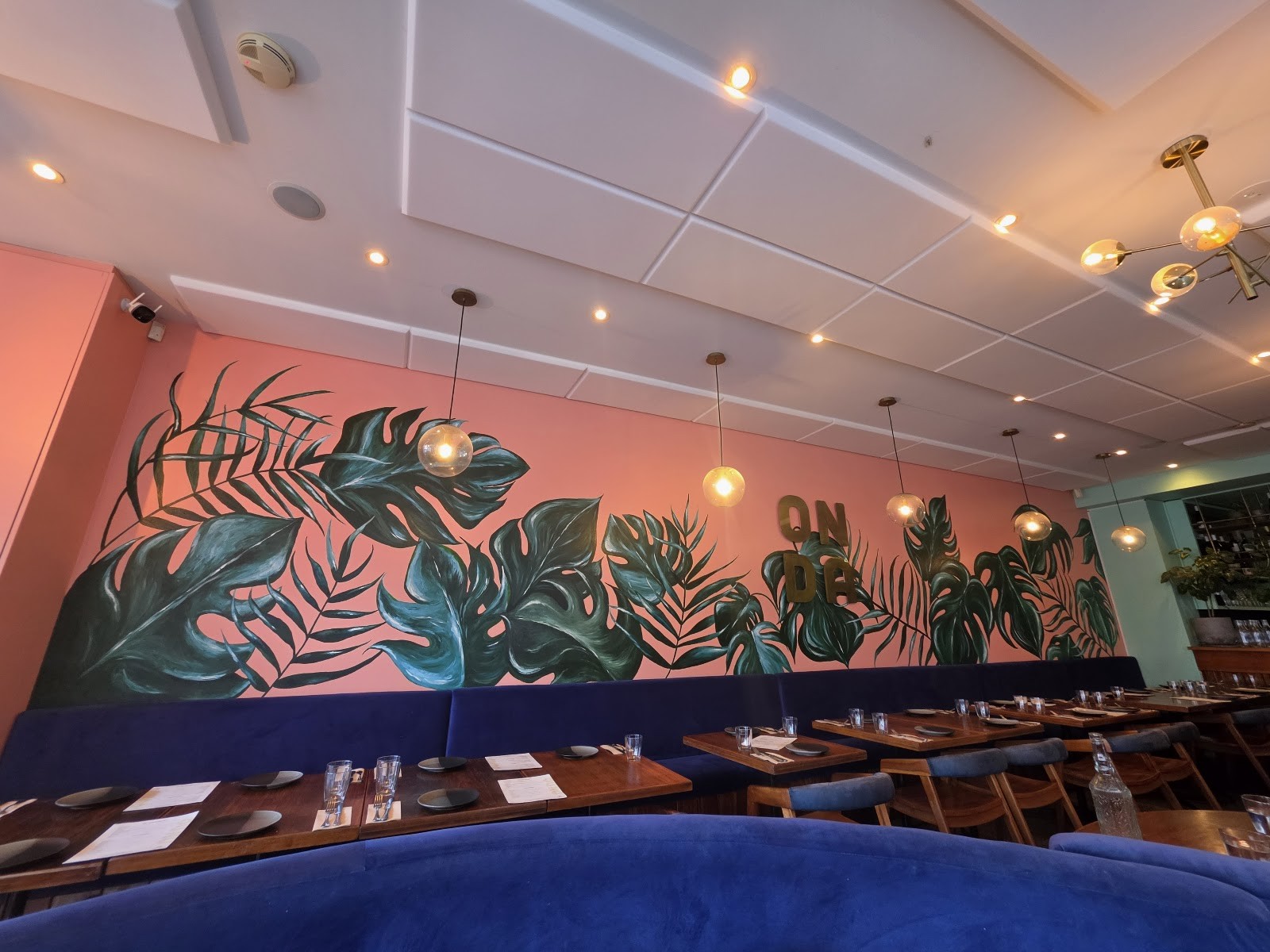 ONDA Bar & Eatery - Richmond: the place