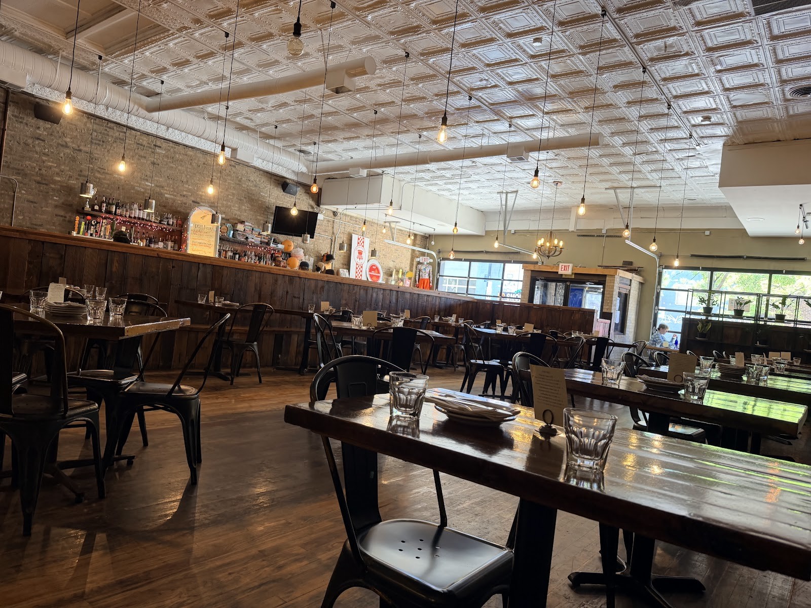 Paulie Gee's Logan Square: the place