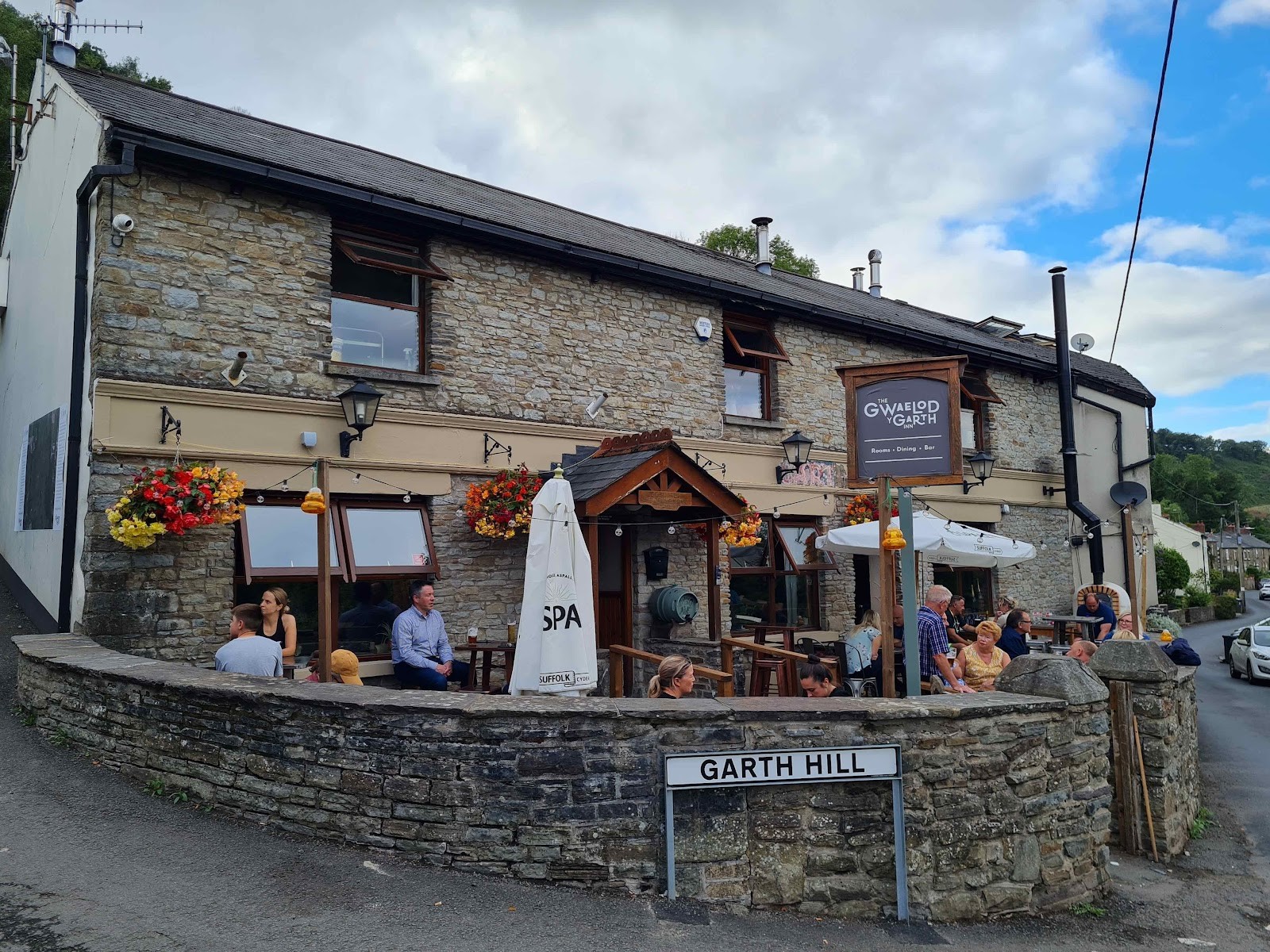 The Gwaelod y Garth Inn: the place