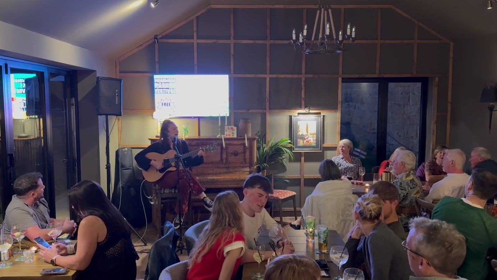 Three Cottages Cafe: the place