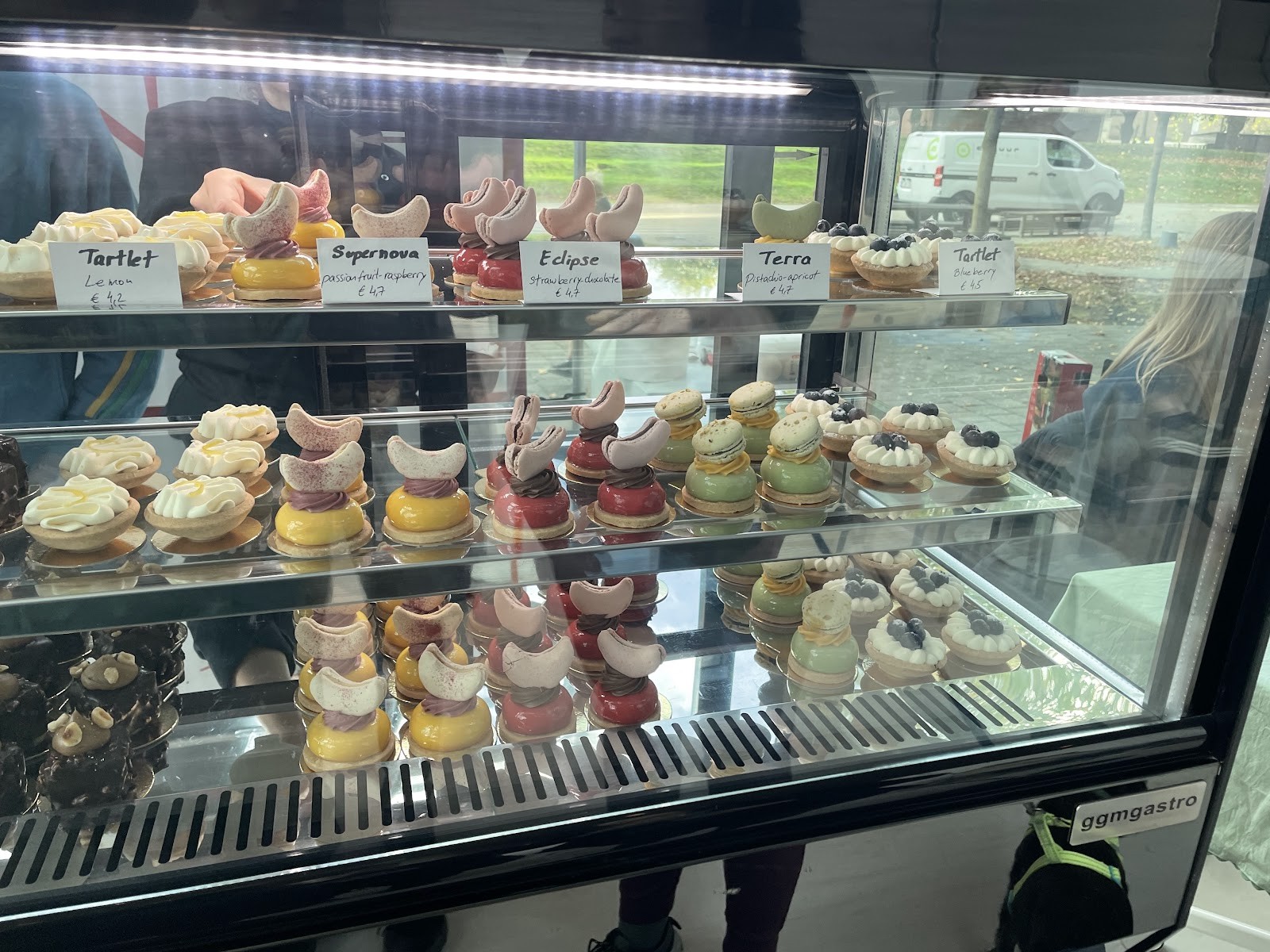 Luna creations: food & drinks