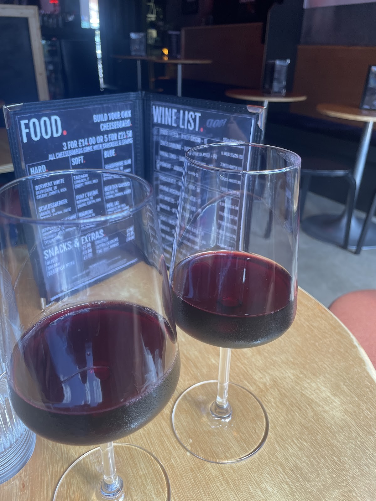 Cheddar Stirchley: food & drinks