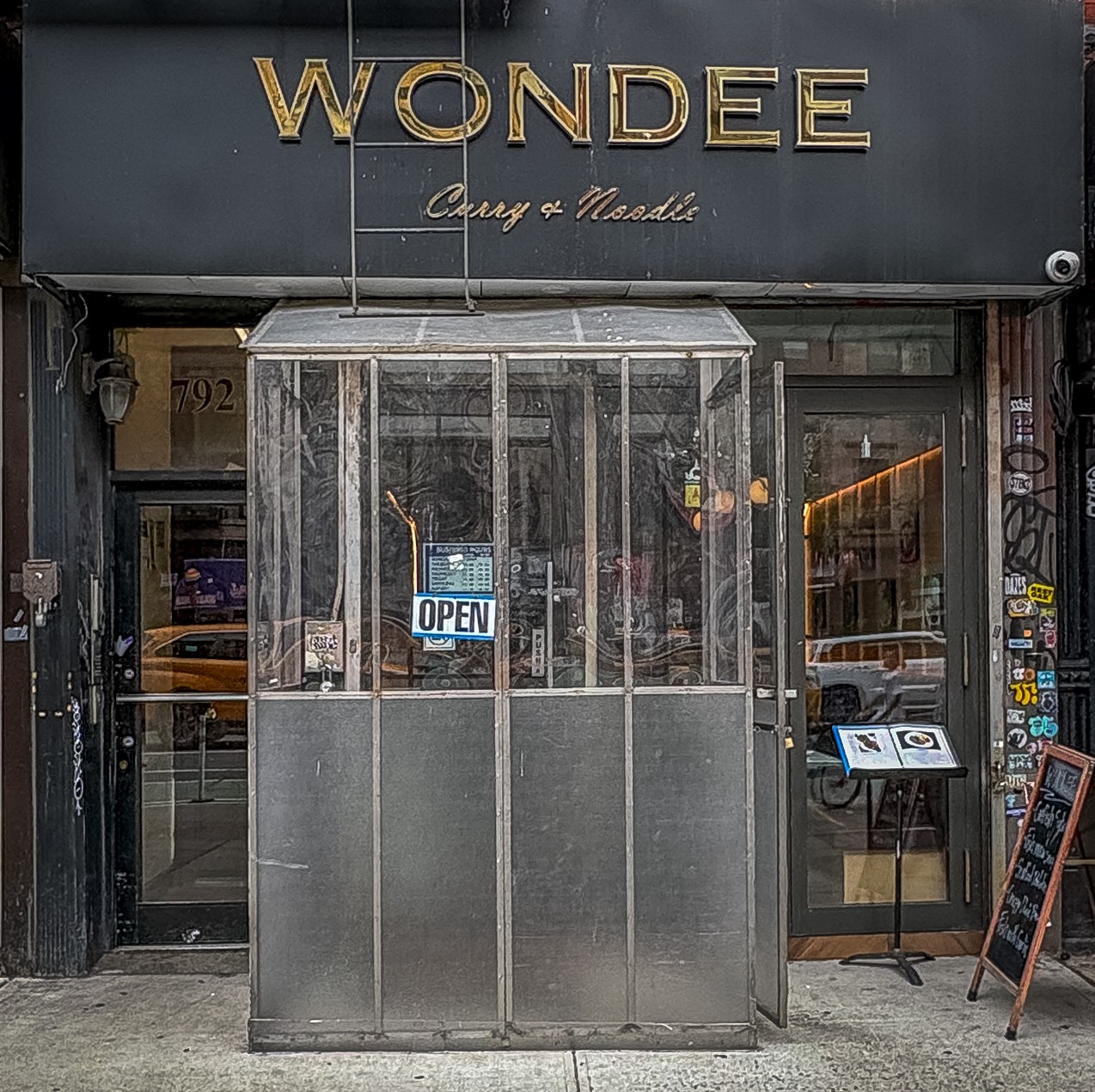Wondee Thai Curry & Noodles: the place