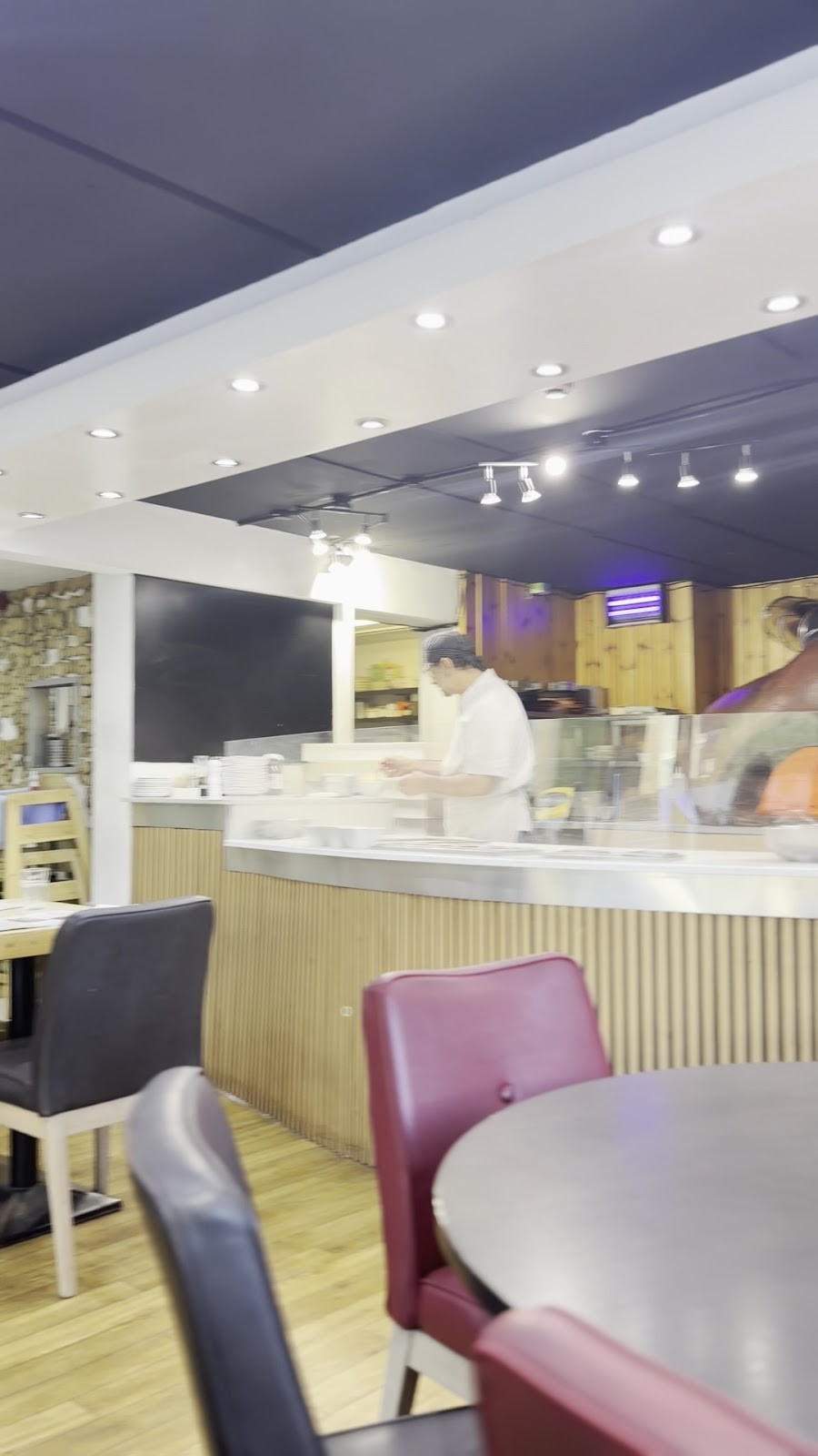 Ecco Pizzeria: the place