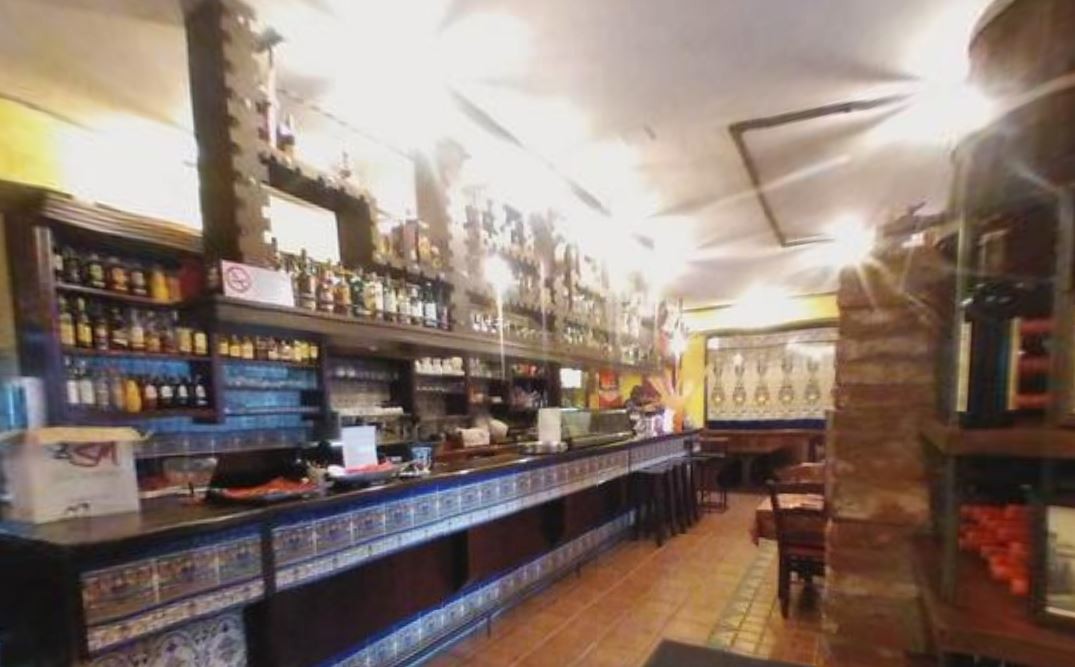 La Paella: the place