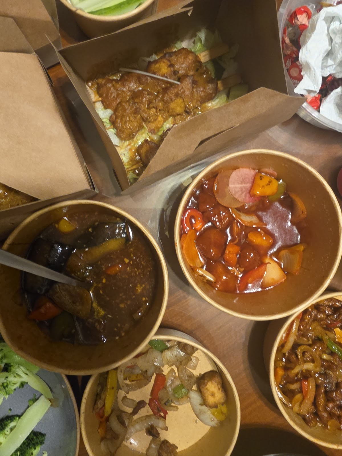 Cheungs Vegan Kitchen: food & drinks