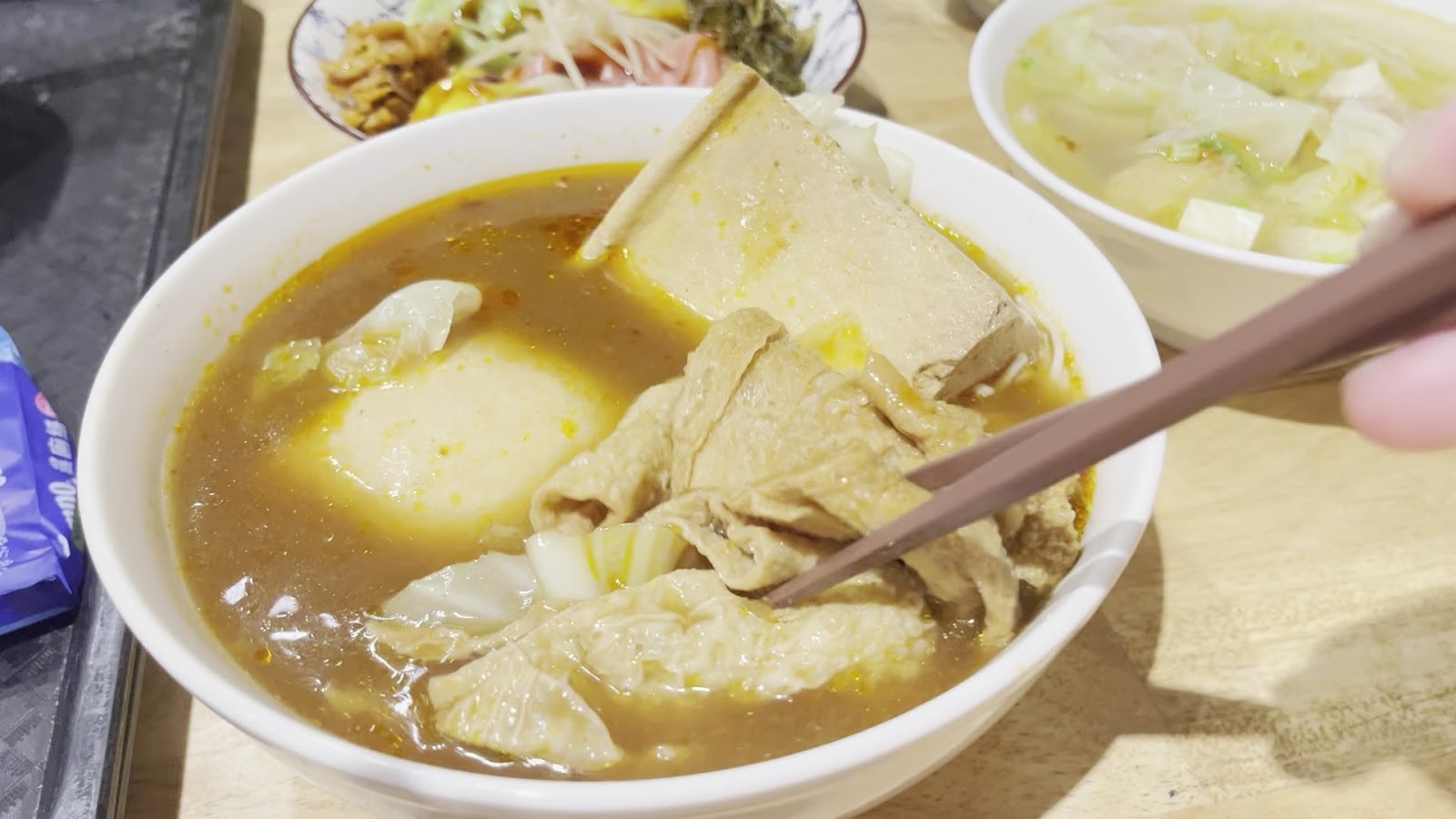 Miao Guanyin - 妙觀音素食 - Shuanglian/Jinxi Street: food & drinks