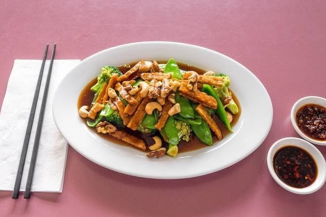 Mother Chu's Vegetarian Kitchen: food & drinks