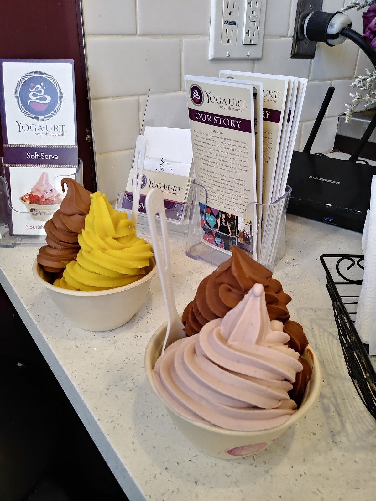 Yoga-urt: food & drinks