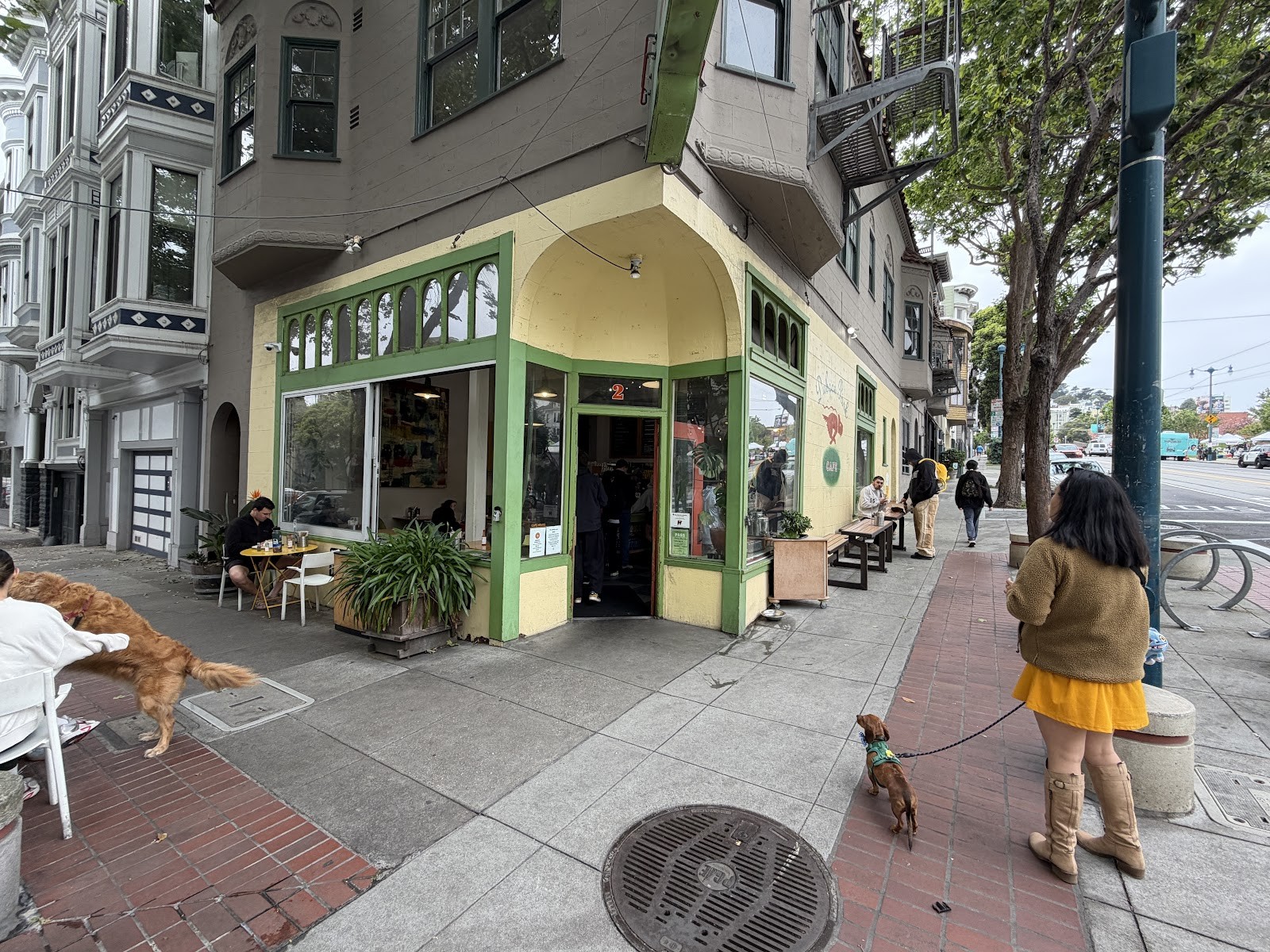 Duboce Park Cafe: the place