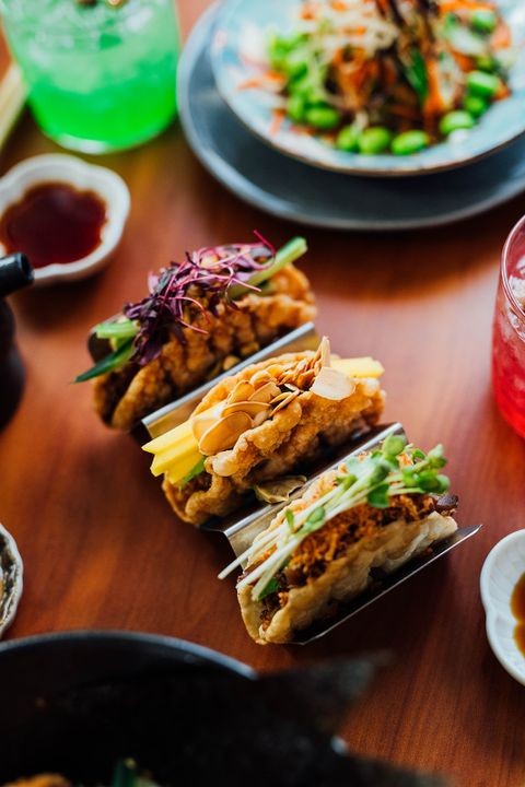 Hum - Sushi Ramen Dumpling: food & drinks