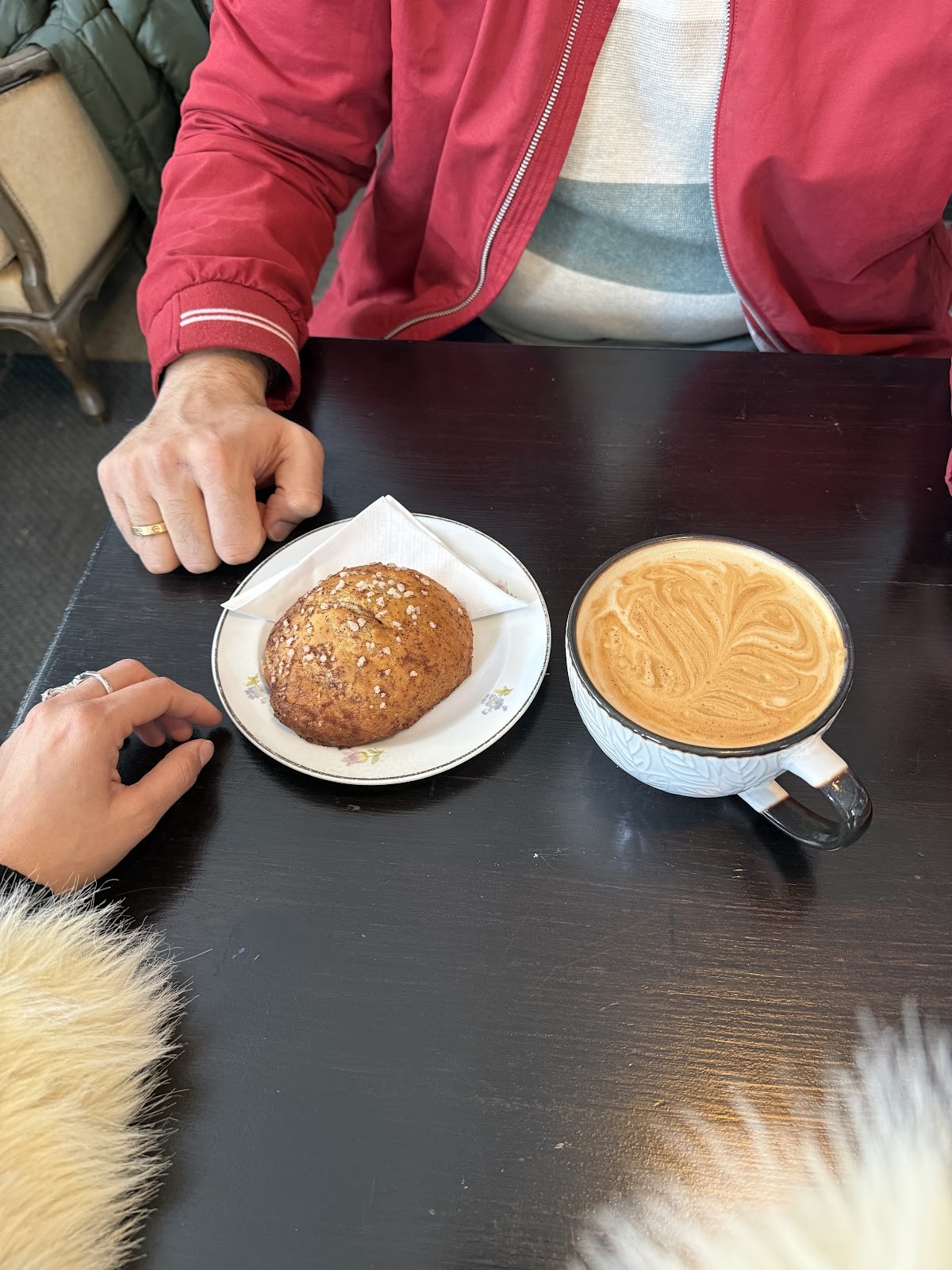 Encanto Art Cafe: food & drinks