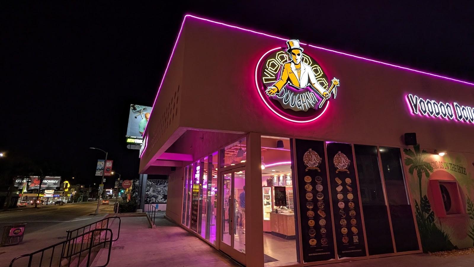 Voodoo Doughnut: the place