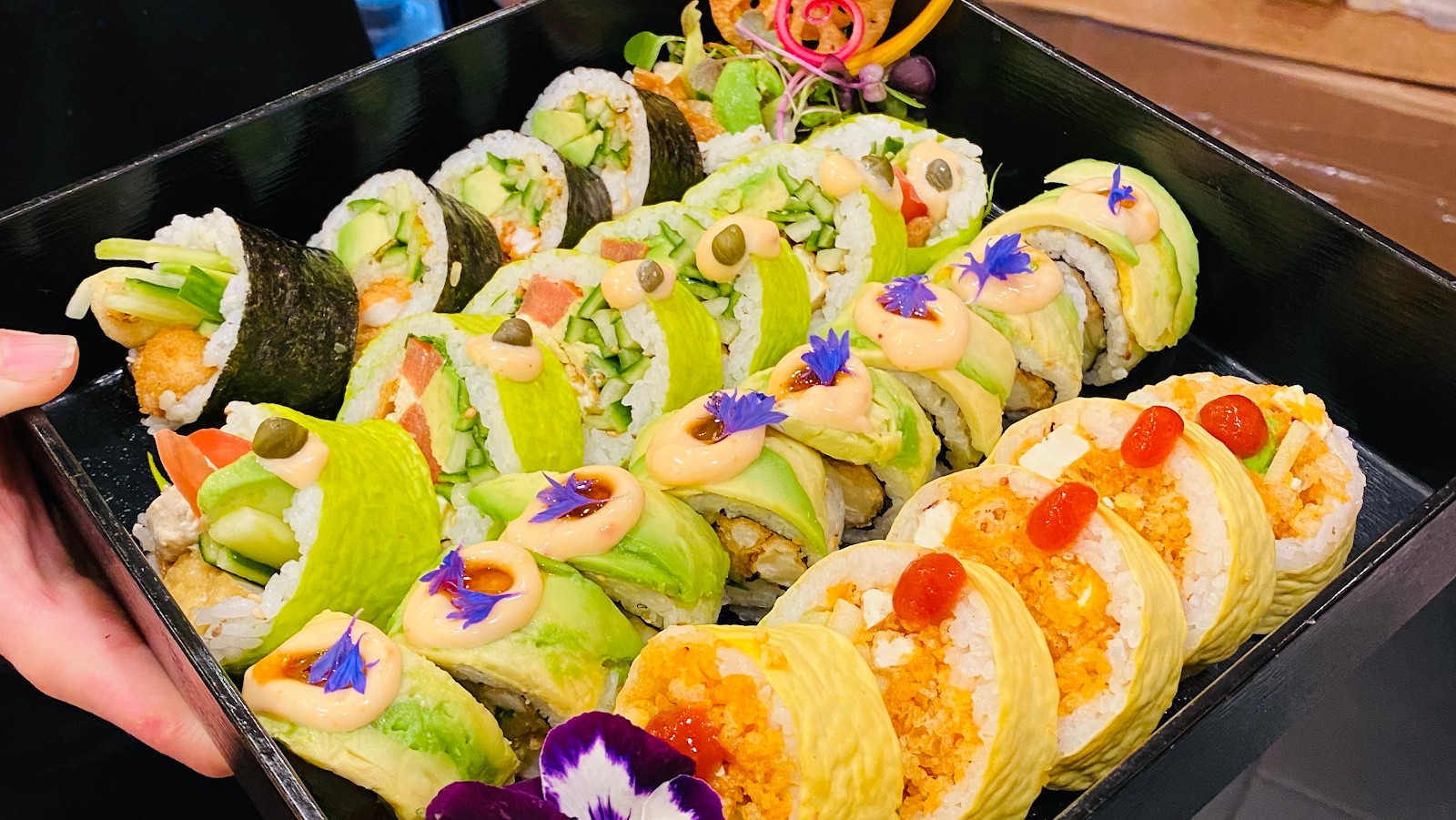Ohana Sushi Vegan: food & drinks
