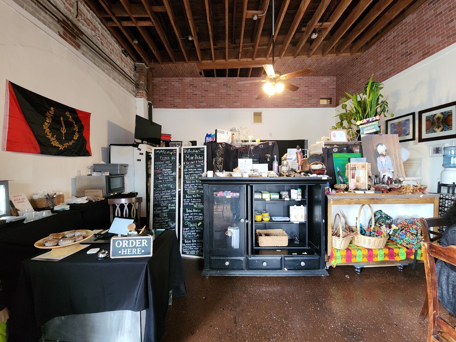 Baba's Vegan Cafe: the place