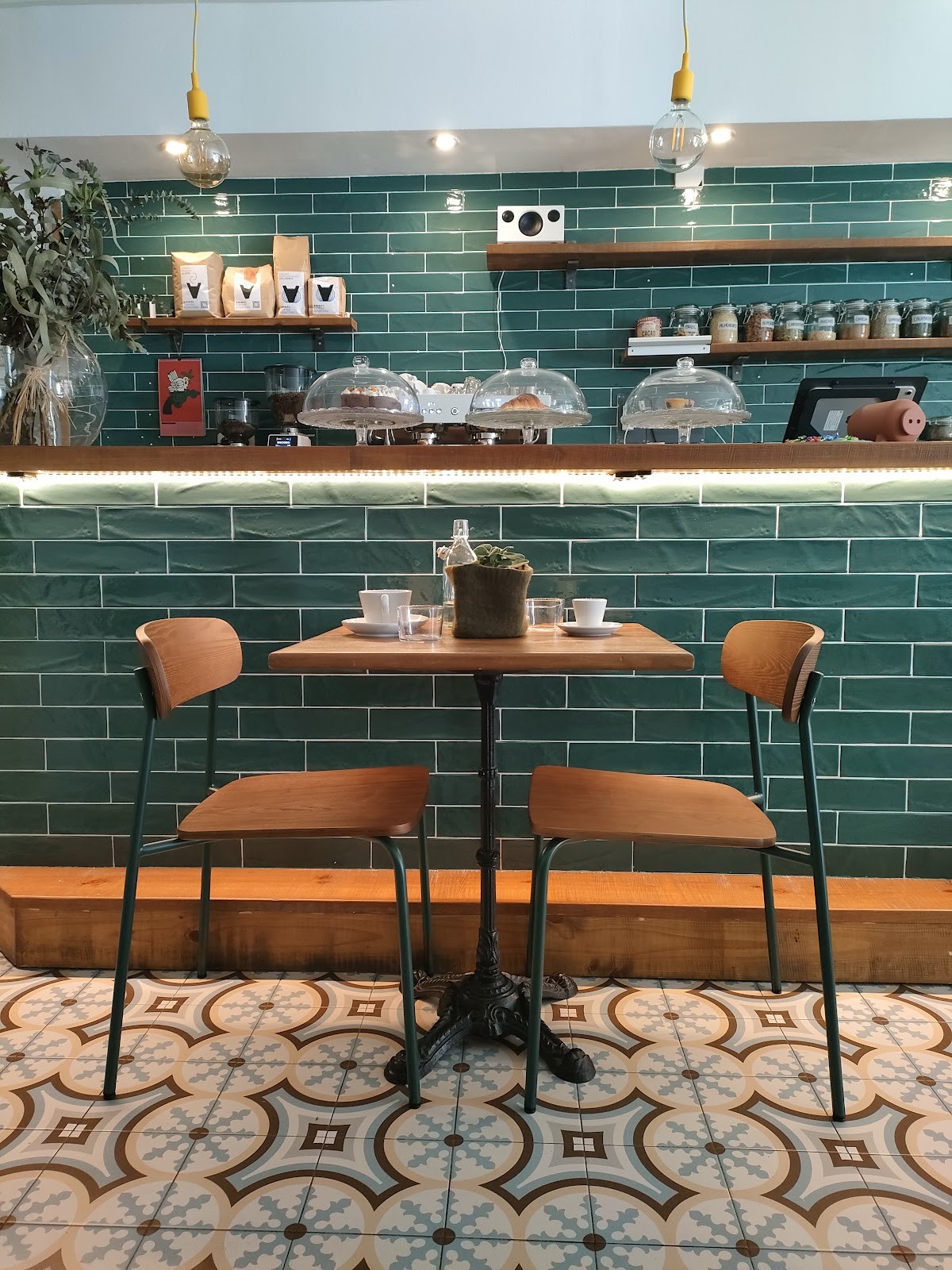 Sal y Salvia Bistro: the place