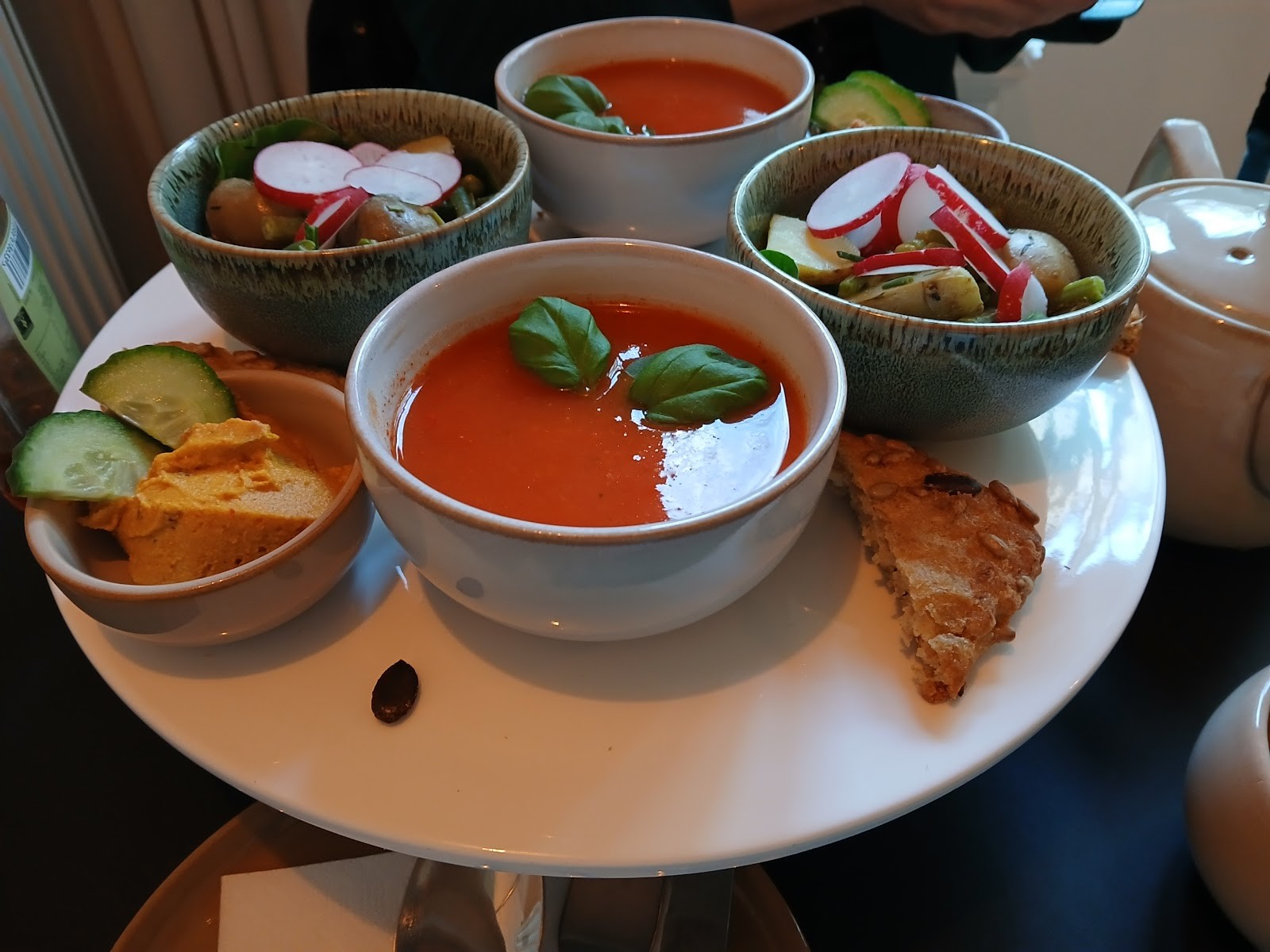 Rose and Vanilla: food & drinks