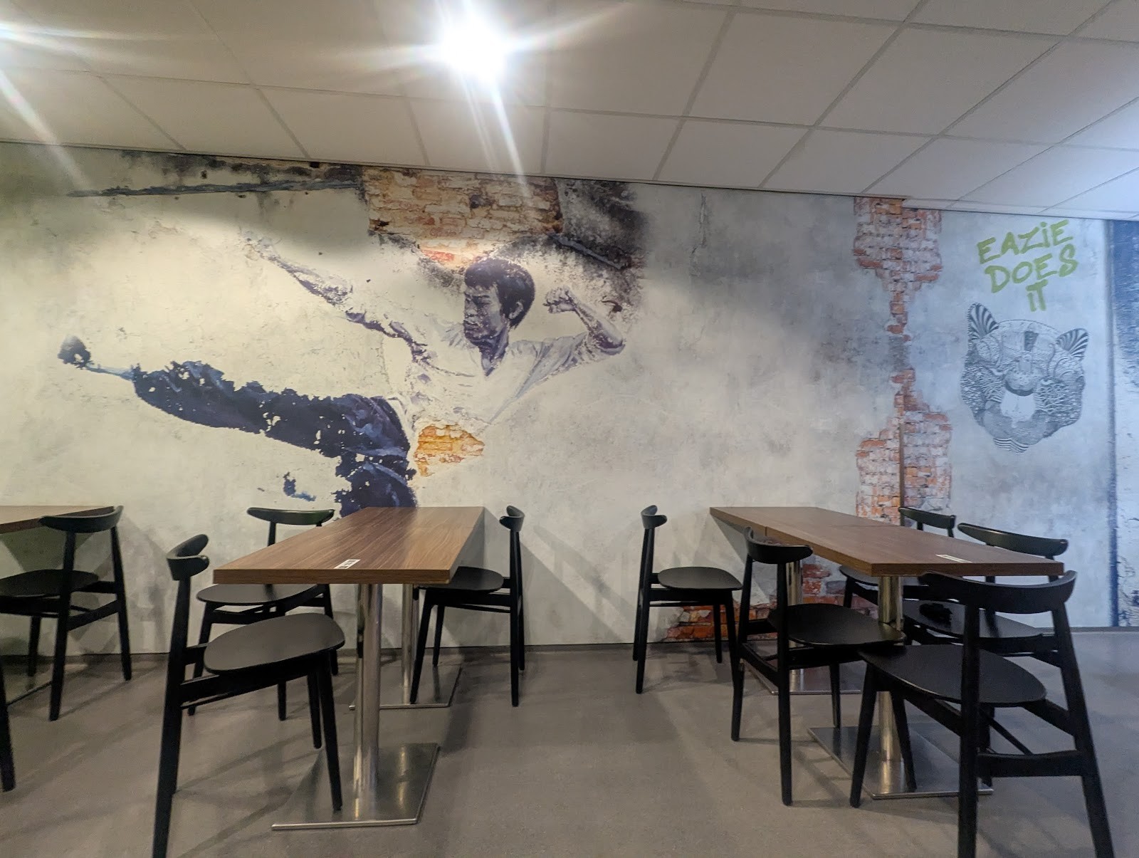 Eazie Den Haag Herengracht - The Asian Good Food Bar: the place