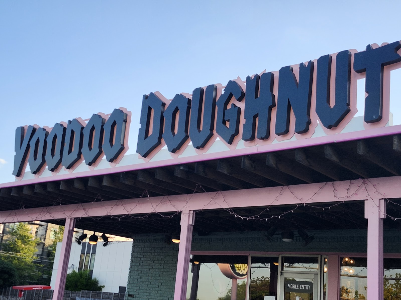 Voodoo Doughnut: the place