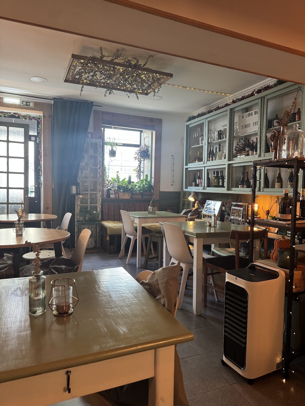 A LOBA'MA: the place