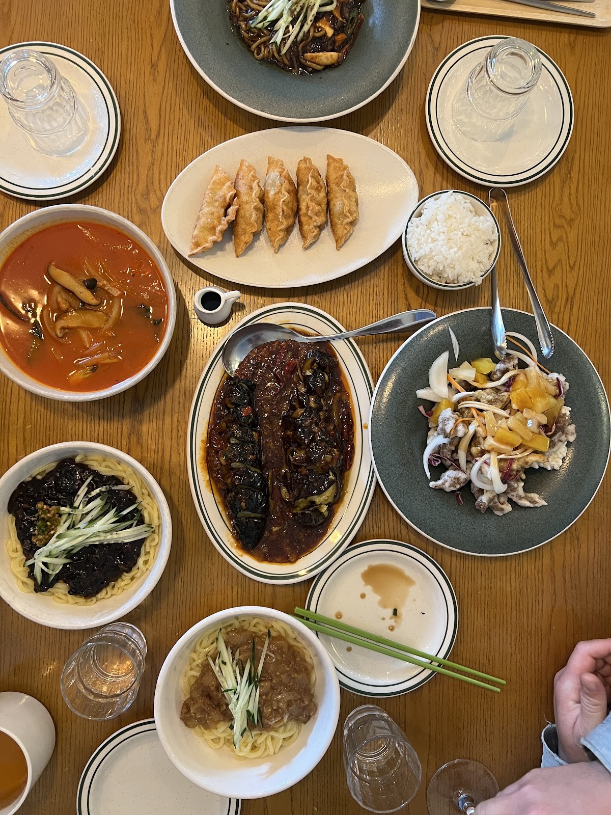 ALT.a: food & drinks
