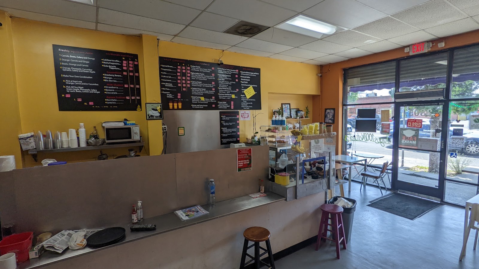 Aide's café and juices: the place