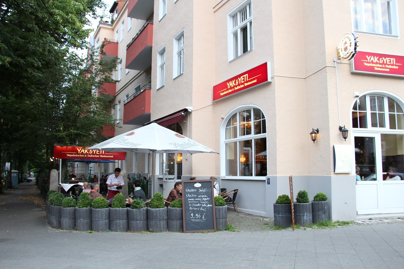 Yak and Yeti Berlin: the place