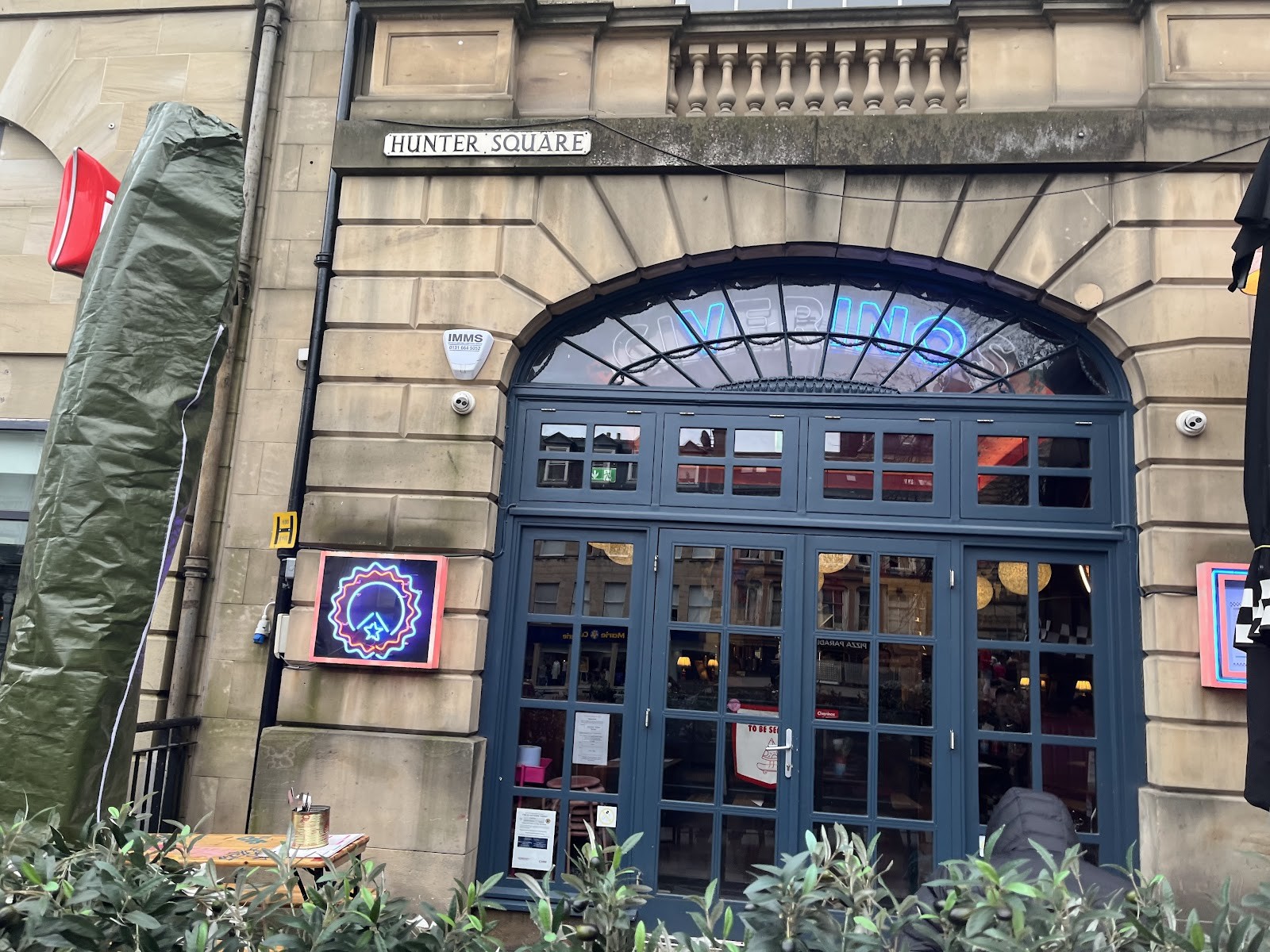 Civerinos Hunter Square (the original): the place
