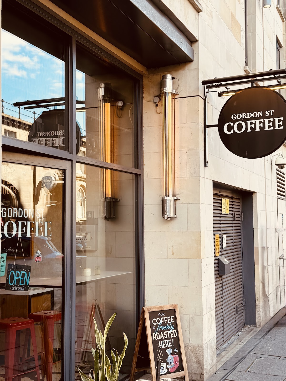 Gordon St Coffee Edinburgh: the place