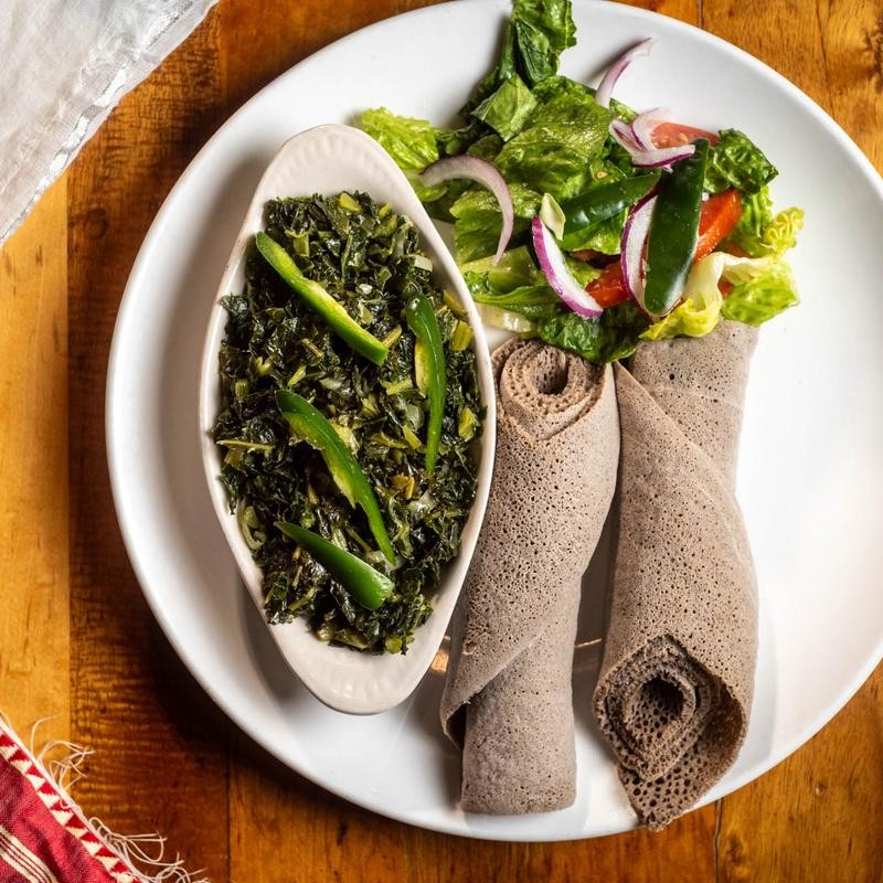 Enat Kitchen Restaurant: food & drinks