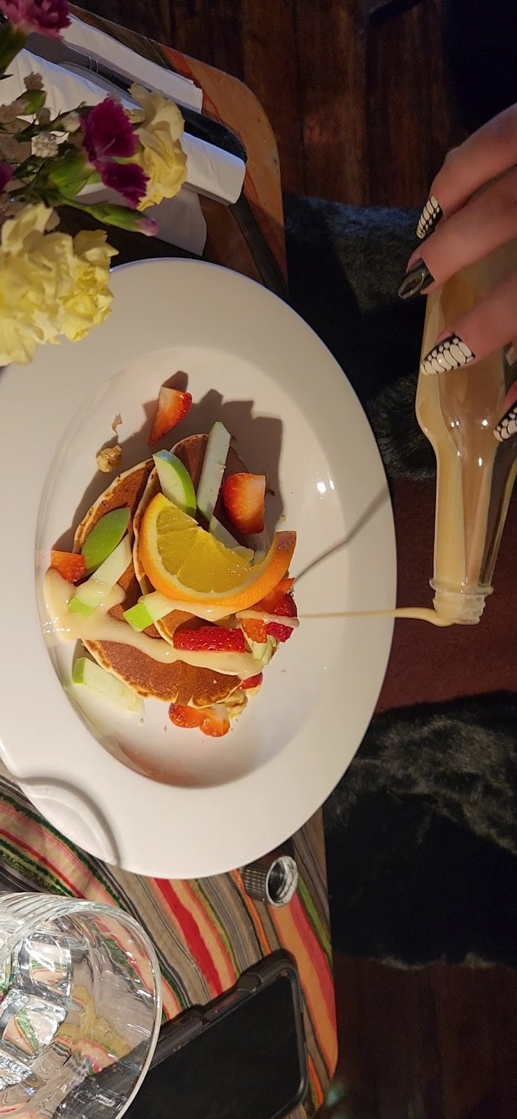Caravan Of Dreams: food & drinks