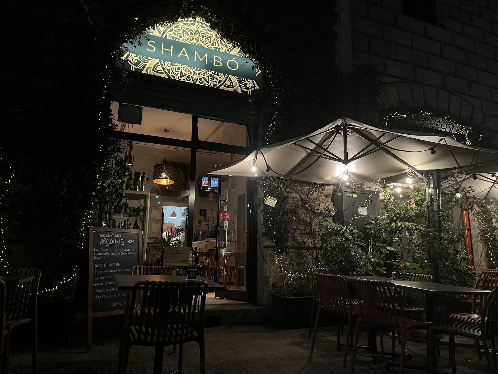 PIZZA Shambò: the place