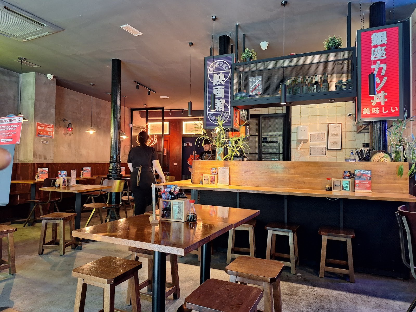 Ramen Shifu - Plaza España: the place