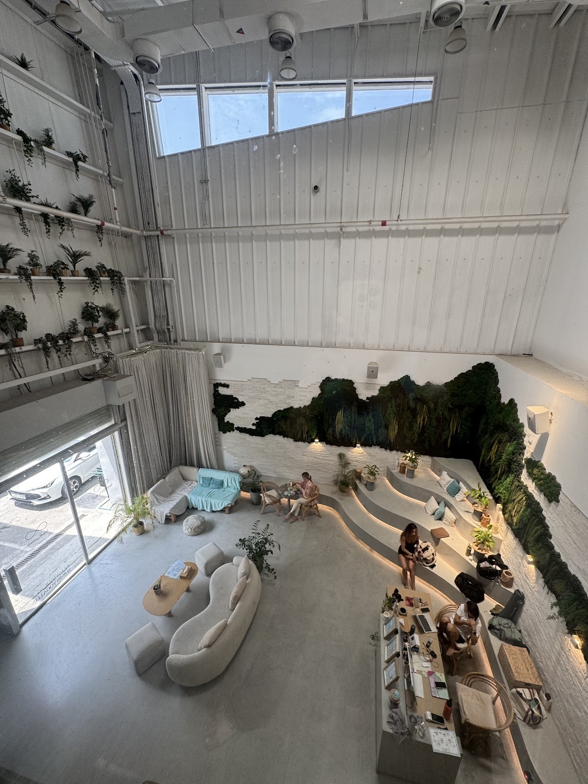 Shimis Yoga: the place
