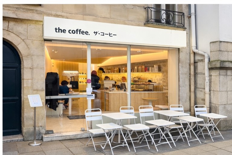 The Coffee: the place