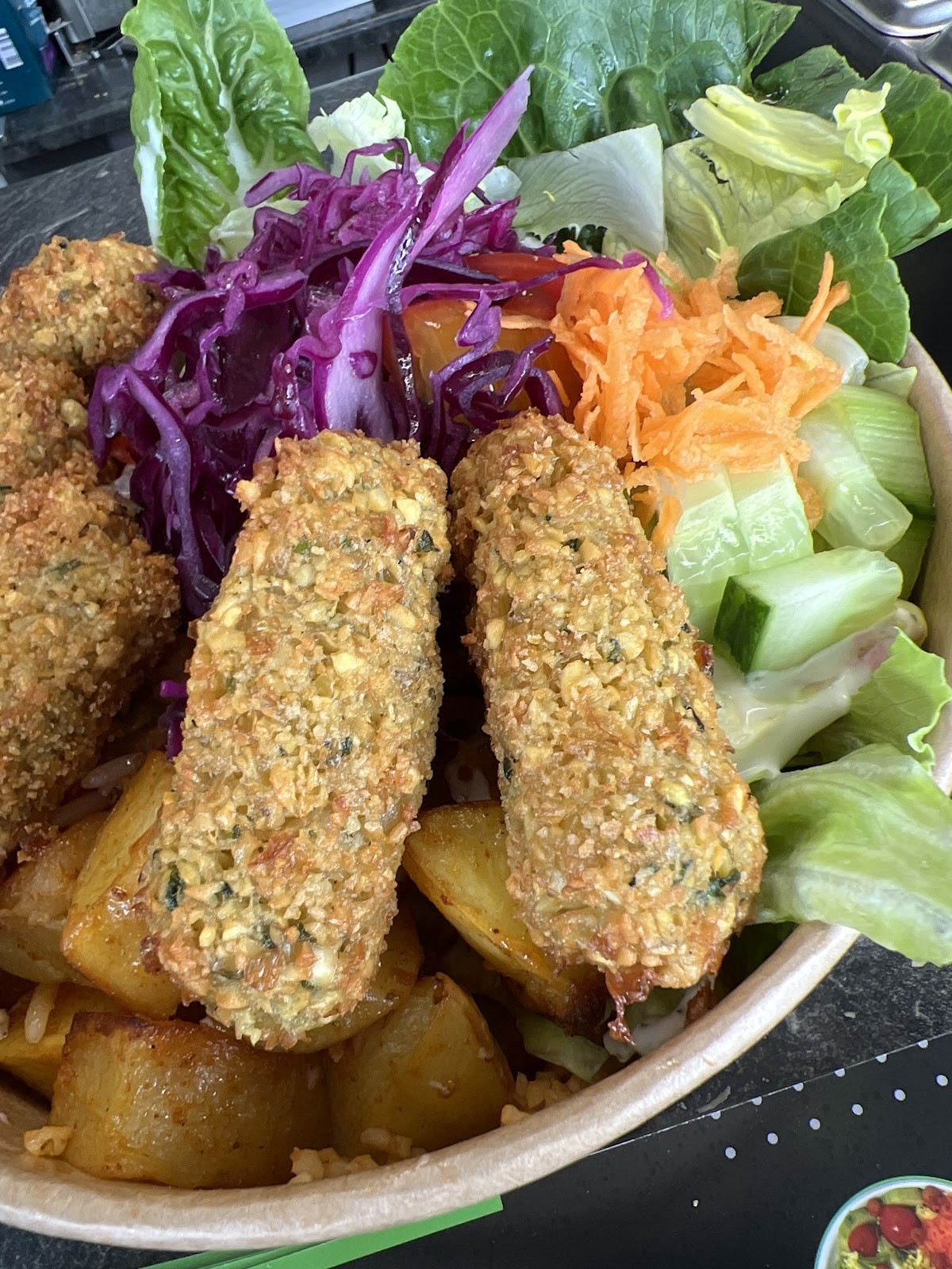 Milos Kitchen Vegan und vegetarische Speisen: food & drinks