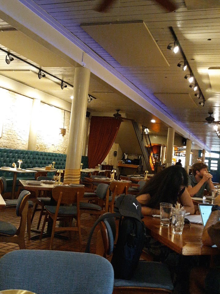 Clay Pit Contemporary Indian Cuisine: the place