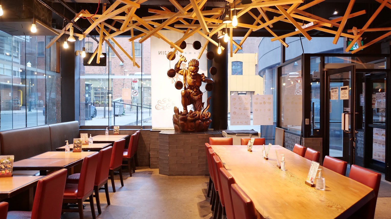 RAMEN RAIJIN: the place