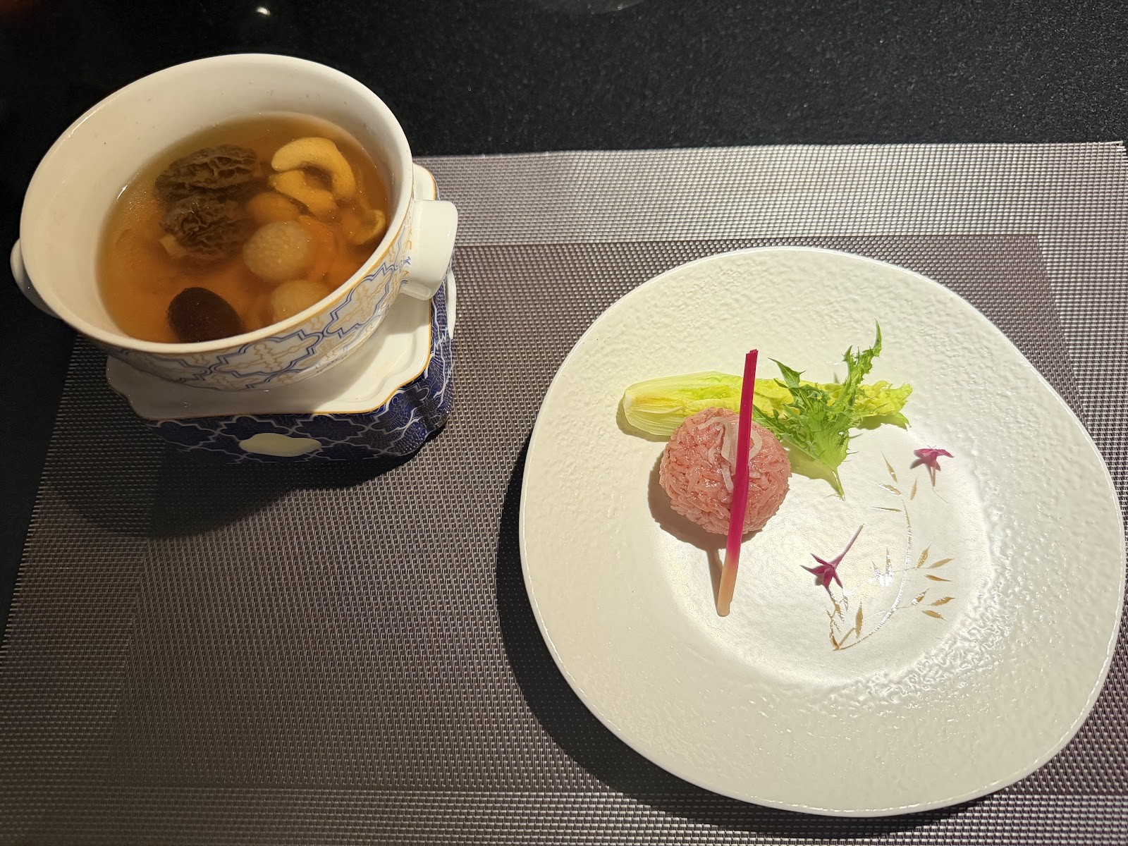 Yu Shan Ge: food & drinks
