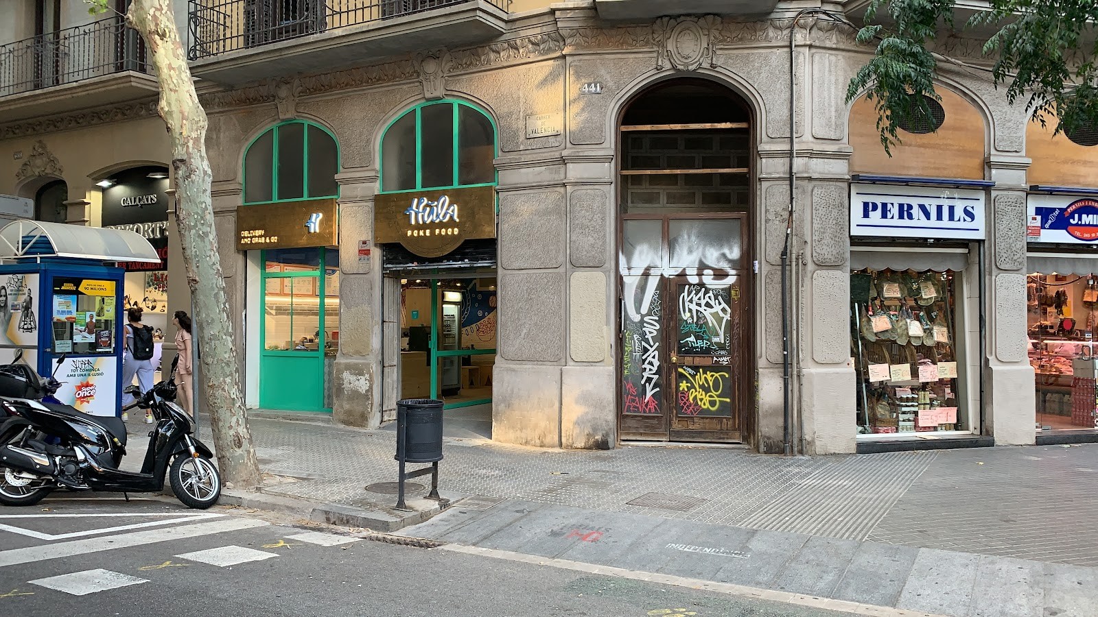 Hula Poke Food Barcelona - Sagrada Familia | Healthy Hawaiian Food: the place