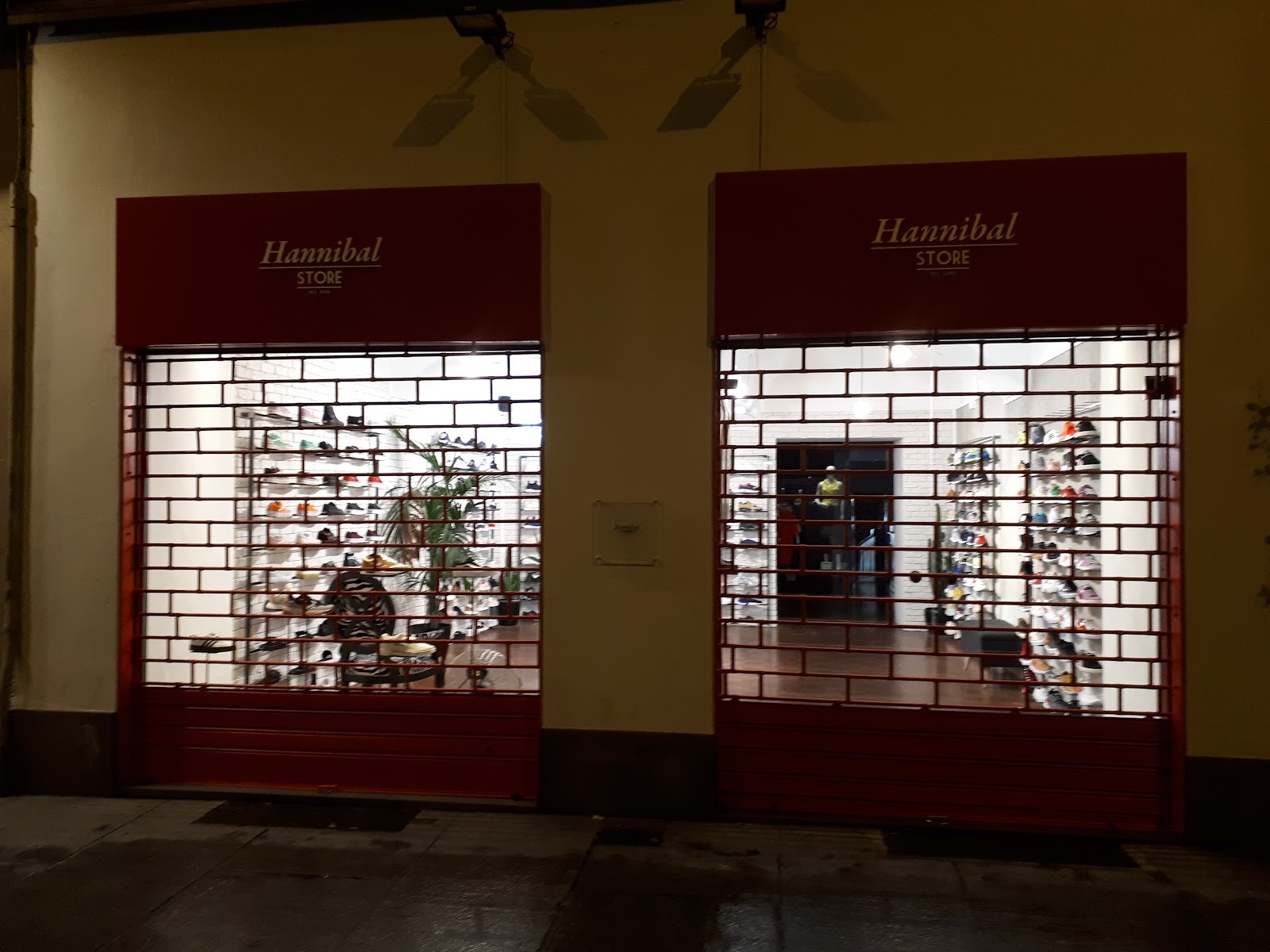 Hannibal Store: the place