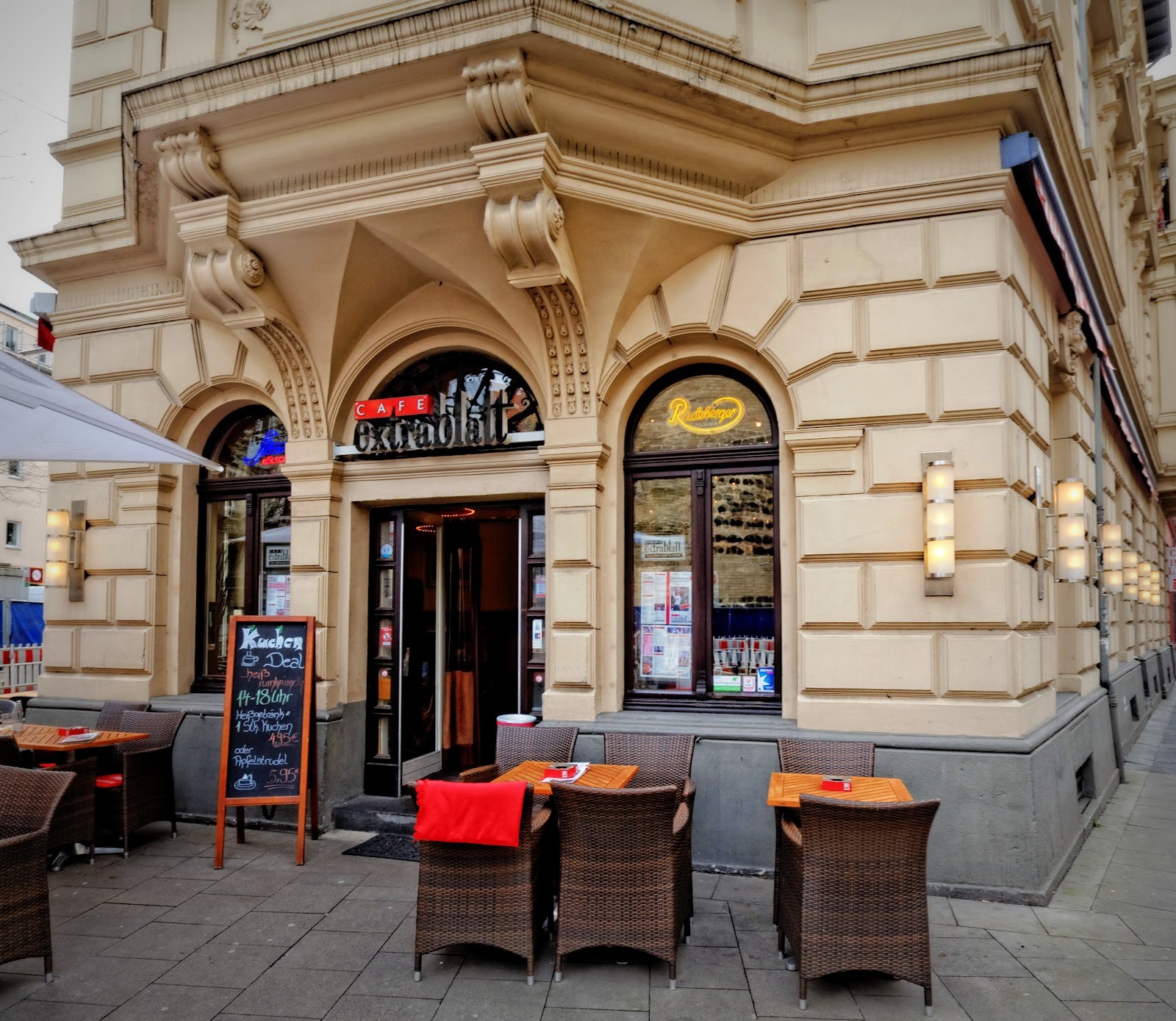 Cafe Extrablatt Köln Eigelstein: the place