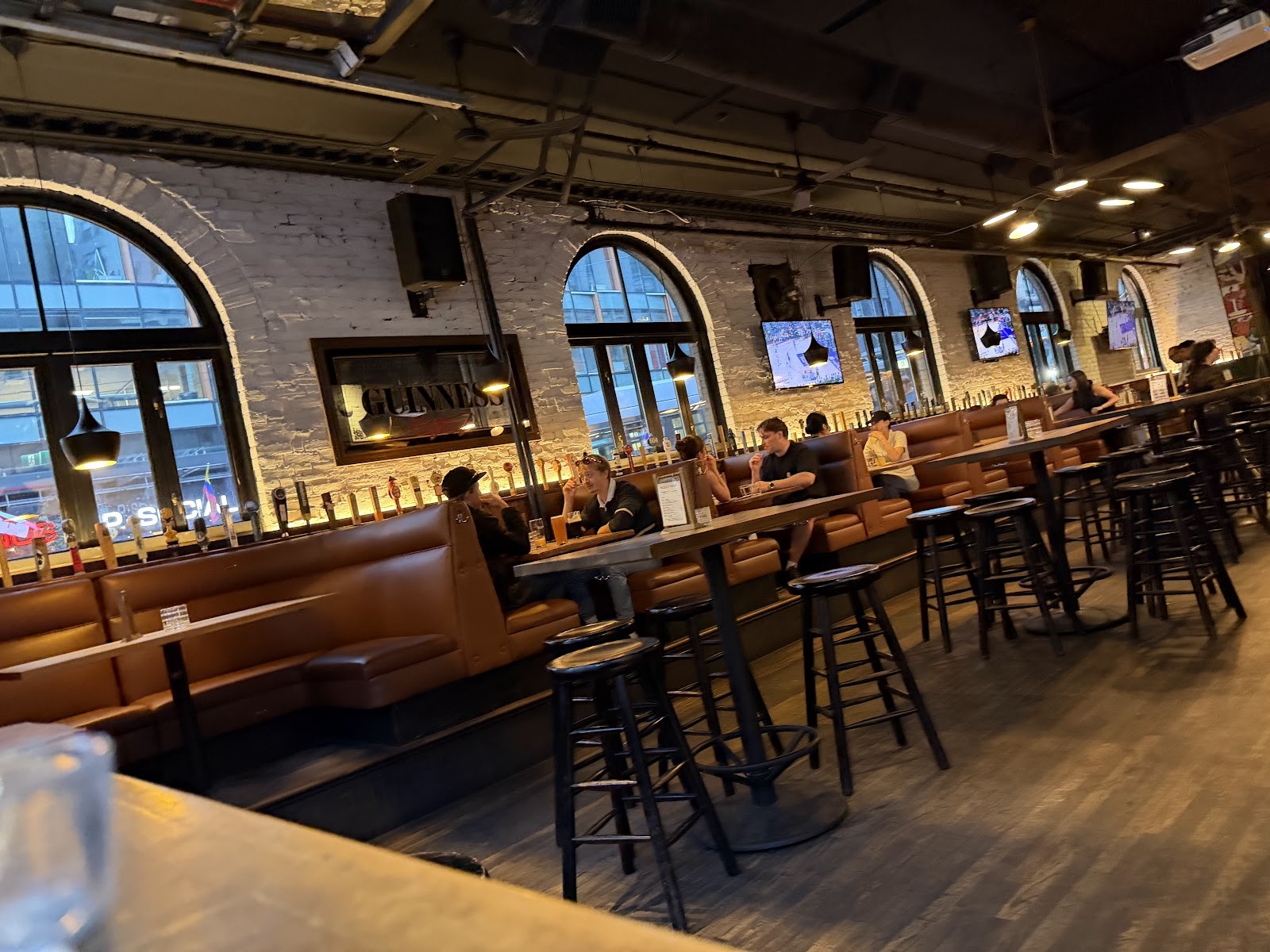 Malone's Taphouse: the place