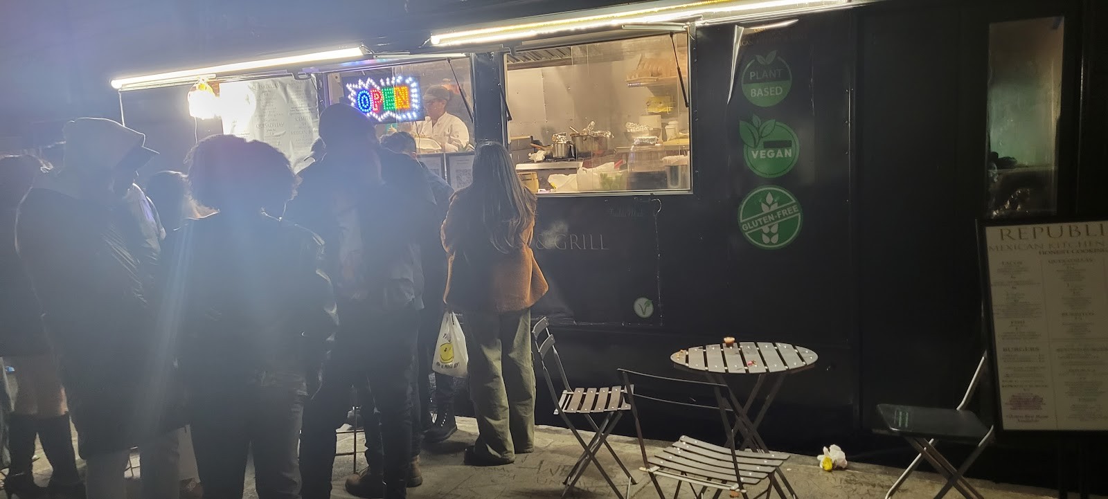 Republica Mexican Kitchen & Grill2: the place
