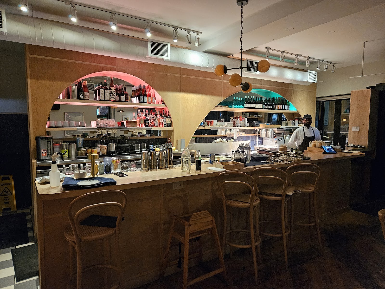 Sushi Momo by Christian Ventura: the place