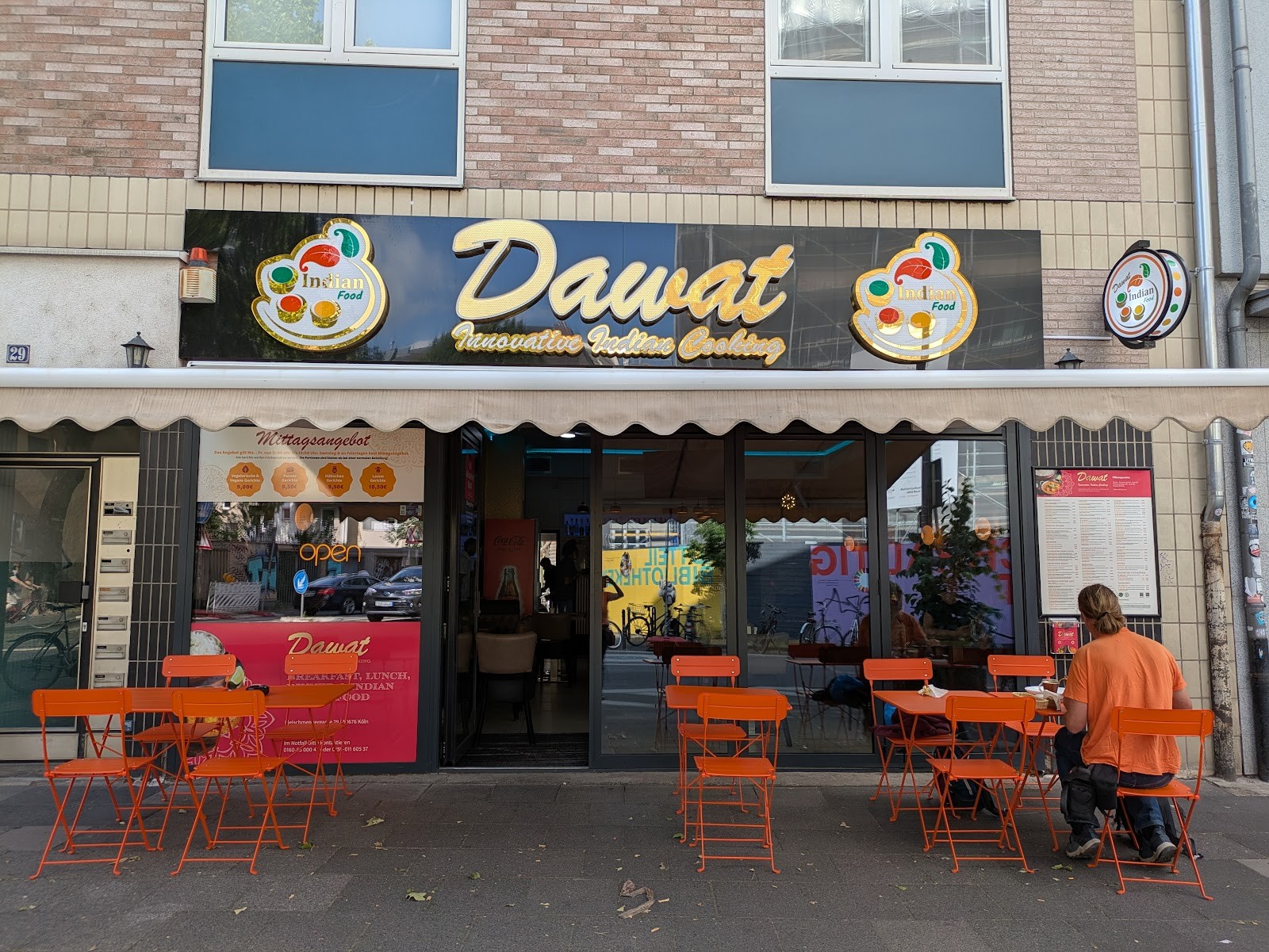 Dawat Indisches Restaurant: the place