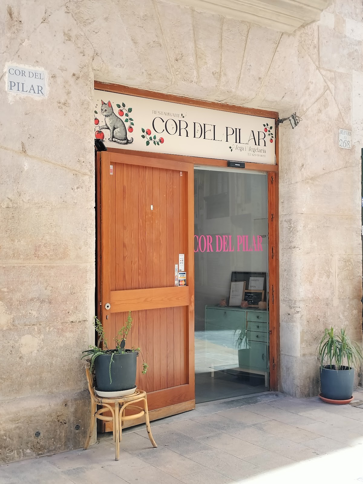 Restaurante Vegano Cor Del Pilar: the place