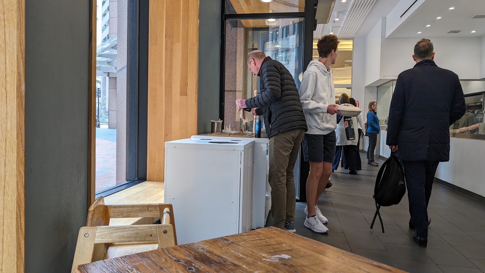 sweetgreen - Healthy Salads, Wraps, and Bowls: the place
