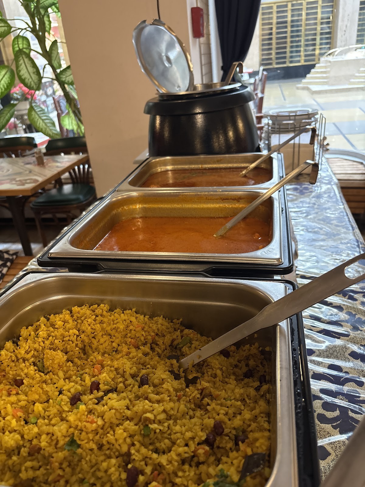 Amritsar Mail - Indická restaurace: the place