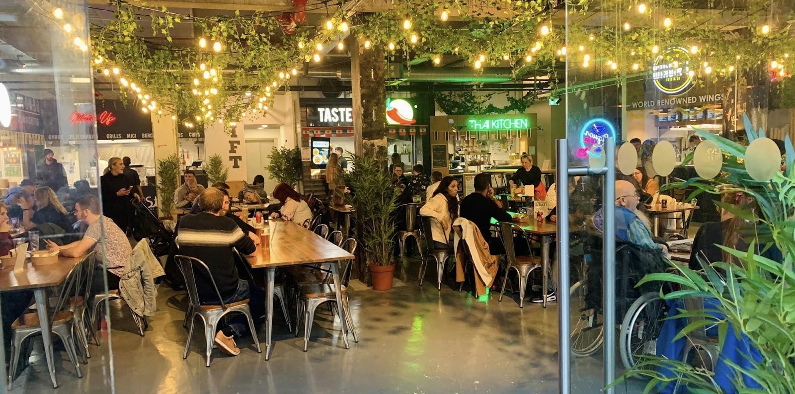 Family Thai Kitchen: the place